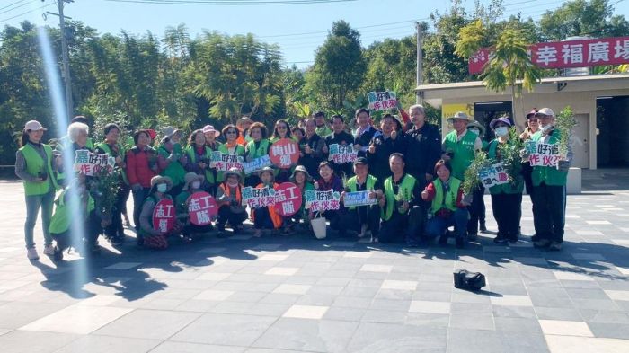 除舊佈新護嘉園  清淨梅山喜迎春