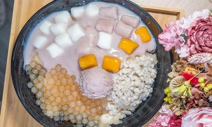來大港呷好料 高雄日嚐366吃貨聖經千呼萬喚終問世