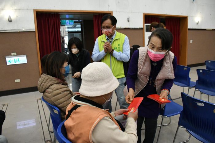 在地愛心企業再捐春節慰問金 彰化市119戶特殊境遇家庭受惠