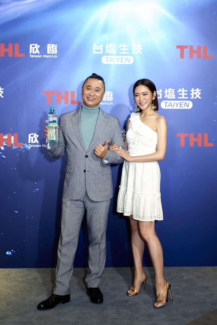 台鹽海洋鹼性離子水 一瓶到底 超跑給你！ Drink Amazing喝好水抽超跑