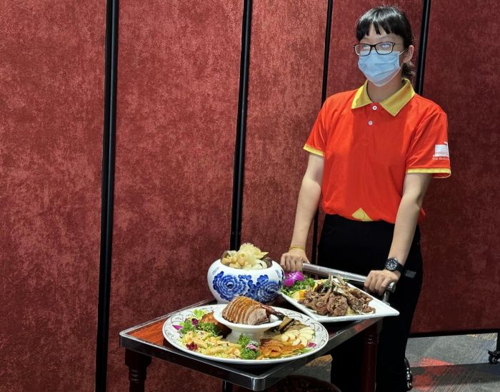 菜價飆漲 棒棒積木飯店年菜、圍爐凍漲回饋鄉親