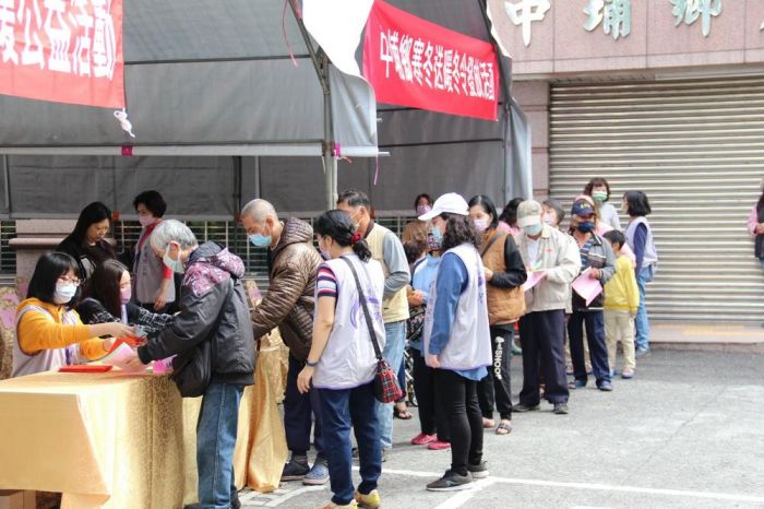 中埔鄉公所舉辦寒冬送暖  受贈者感謝善士愛心