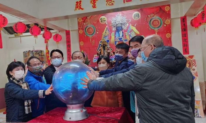 馬公興仁懋靈殿3600斤米龜點燈祈福 揭開元宵慶典序幕