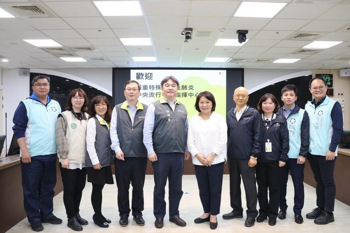 指揮官王必勝率隊拜會市長黃敏惠 肯定嘉義市防疫作為