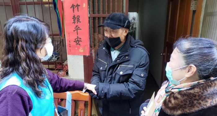 天冷急凍! 新竹榮服處關懷送暖榮民眷