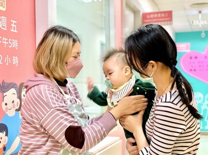 高虹安宣布4月婦女館增設夜間及假日臨托服務