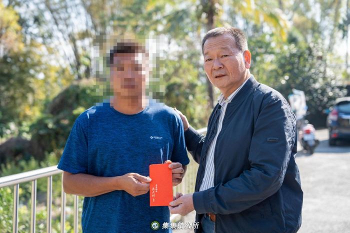集集鎮長捐半薪 拋磚引玉救助邊緣戶