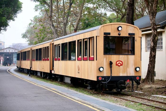 阿里山林鐵新一代檜木車廂《福森號》列車重磅登場