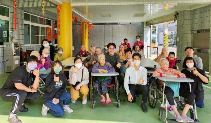 養生銀髮友善豬腳湯　軟嫰順滑長輩開胃