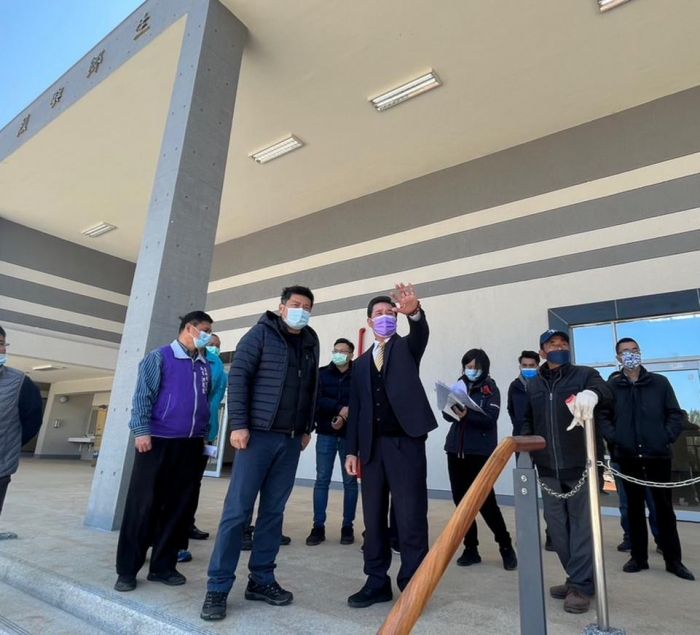 陳福海視察烈嶼鄉殯葬設施工程 期打造莊嚴殯葬場域