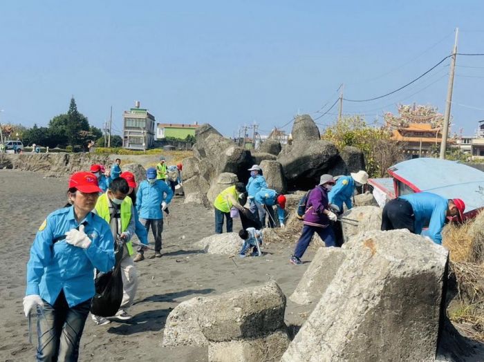 高雄市慶祝青年節 關懷環境辦公益清掃活動