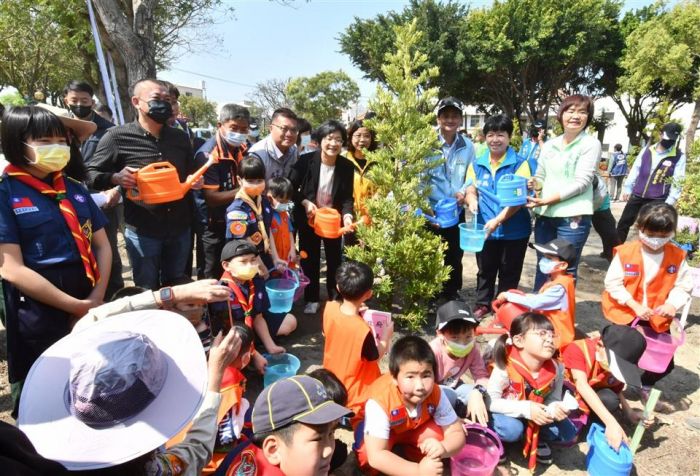 植樹減碳一起來 彰化縣植樹活動2000株樹苗大放送