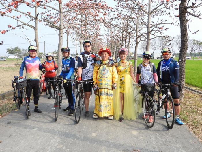 台南白河林初埤的木棉道花 萬里長城美景迷人