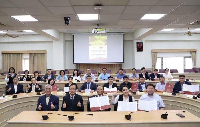 南華大學與蒙古國9省及全球領袖大學簽署促進文化交流