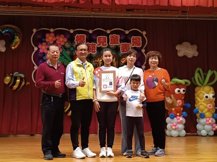彰化市表揚模範兒童 林世賢爆料家長要他幫小孩銷罰單!