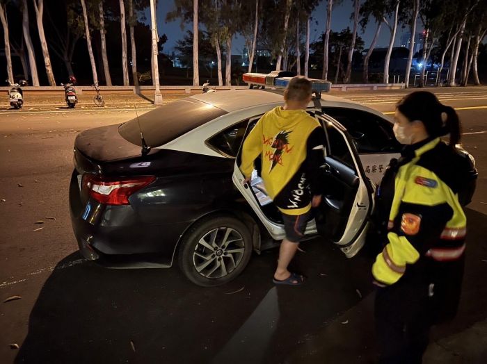 身心障礙男子深夜迷途　竹南警助返家安民心