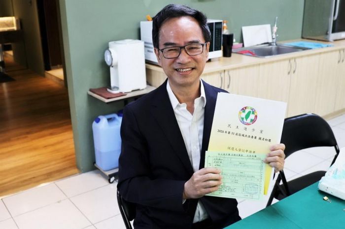 登記民進黨立委初選　李昆澤：秉持守護台灣、建設高雄的初衷打拚