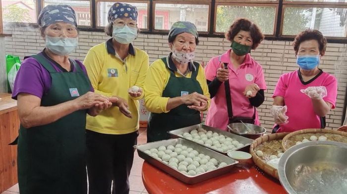 青春快樂學堂　感謝廣福廚房志工有您真好