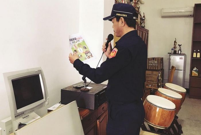 西嶼警透過村辦公室廣播　加強掃墓防火宣導