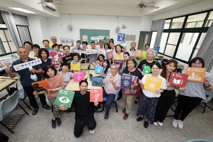 跨世代交流對話!　高雄大學舉辦青銀共學工作坊