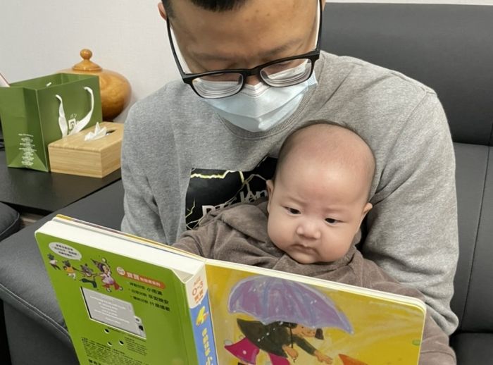 親子共讀有利無弊　南投醫院治療師分享如何共讀