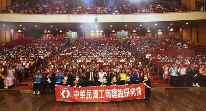 建研會攜手溫蘋基金會12年獎助5000名學子