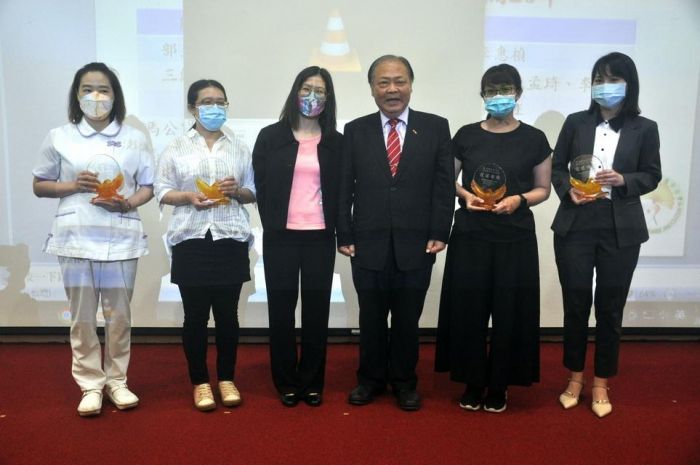 澎湖縣護師節表揚大會 陳光復感謝白衣天使奉獻守護民眾健康