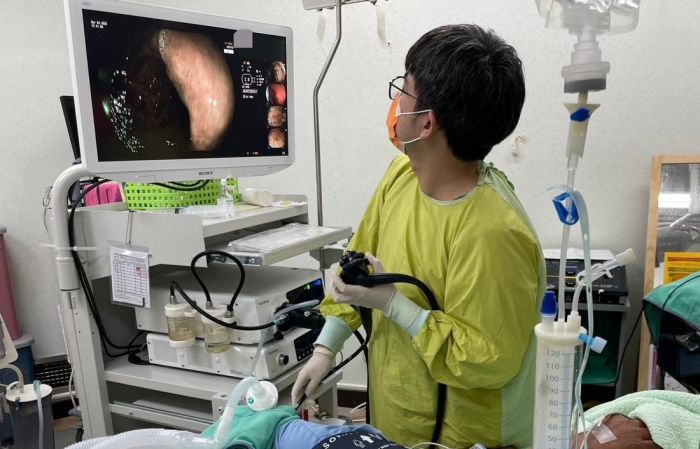 婦定期檢查揪出胃癌前病變　內視鏡治療除病灶