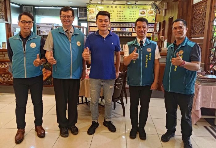苗縣榮服處陪同榮民榮眷基金會連結社會資源　拜會創業有成榮民