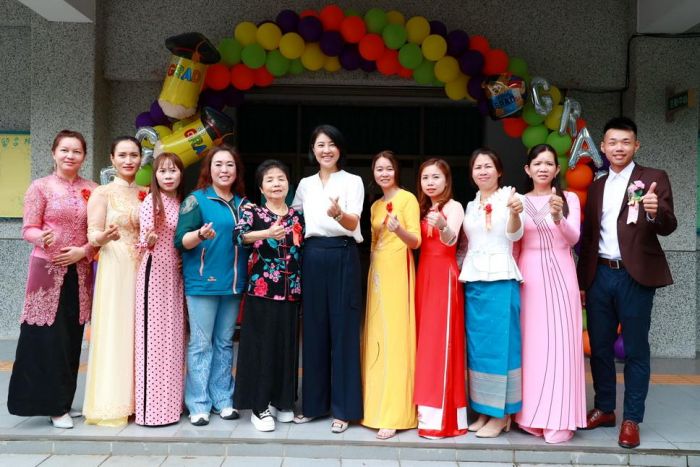 80歲阿嬤補校畢業圓夢　許淑華送上誠摯祝福