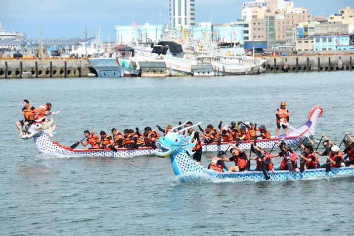 澎湖縣端午龍舟競賽熱鬧登場 28隊競速爭冠