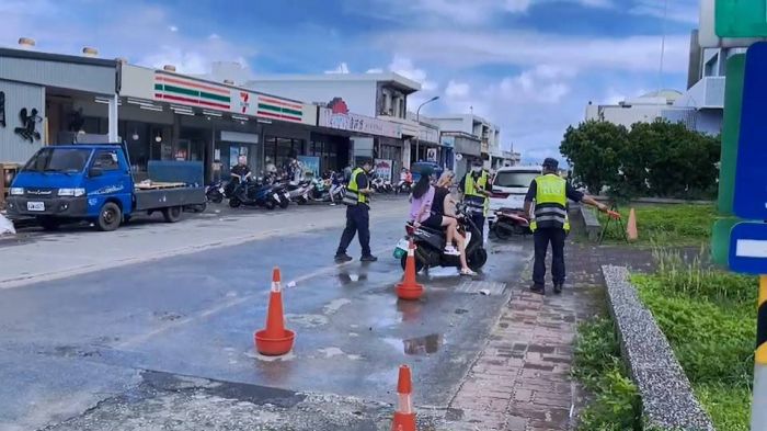 台東警分局離島執法提升戴帽率　名人防詐宣導籲民眾警覺識詐