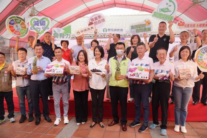 草屯萄萄節水果甜又好吃　許淑華力挺南投農產品