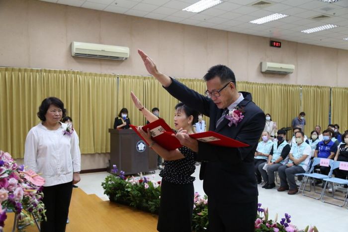 嘉市東區區長暨西區戶政事務所主任聯合佈達 市長黃敏惠主持