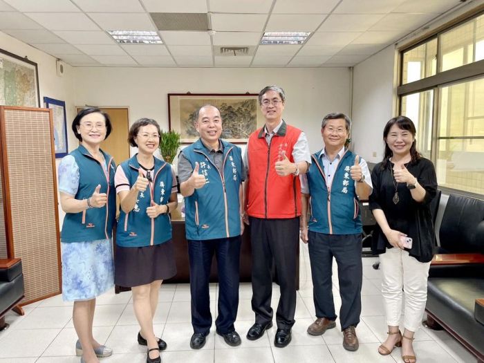 屏東郵局新任局長許信仁拜會屏東縣榮服處　提升榮民眷多元服務照顧量能
