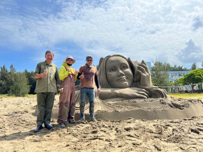 苗南海地景藝術節 　通霄首見沙雕創作