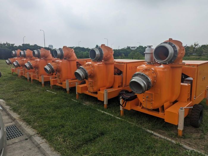 因應杜蘇芮來襲 彰化縣加強整備110台抽水機、3600包沙包待命