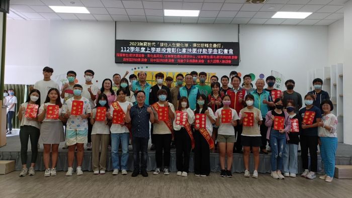 陪家扶兒打出人生逆轉勝全壘打 彰化家扶仍有800萬元助學金缺口