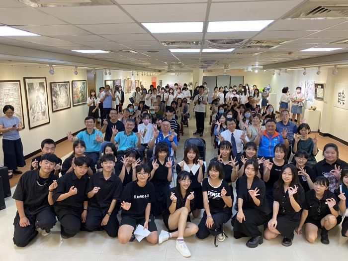 《半夜一點半》遇見「蘇格拉底」？ 答案藏在員林高中美術班畢業展