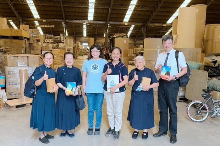 立重紙業與慈濟共善合作　薛淑真善愛鋪道做公益