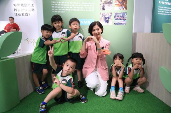 攜手打造友善兒童城市　家扶全國首創故事館暨兒保體驗館