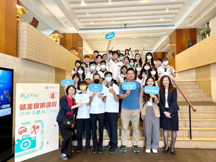  竹市產官學合作帶領學子參訪在地產業探索未來職涯