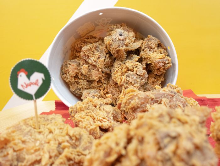 美味炸雞享不停！拿坡里炸雞腿排桶豪氣登場