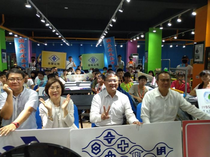 科學一夏！ 台塑企業攜手虎科、虎高辦理科學探索營