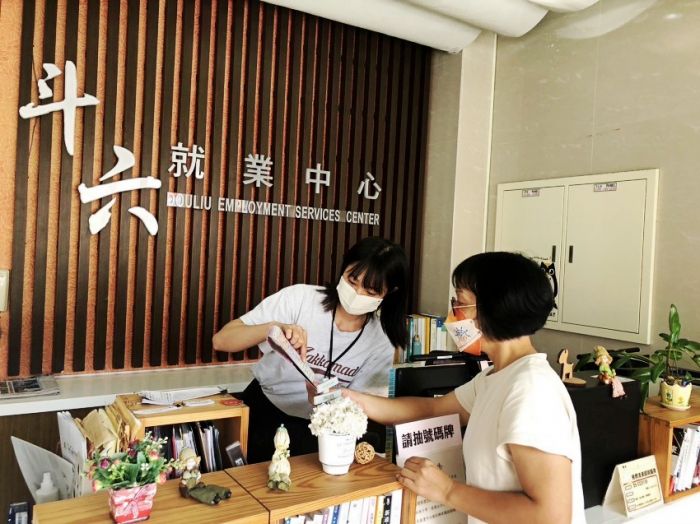 「僱用獎助措施」發揮功效　斗六王麗娟助中高齡返職場