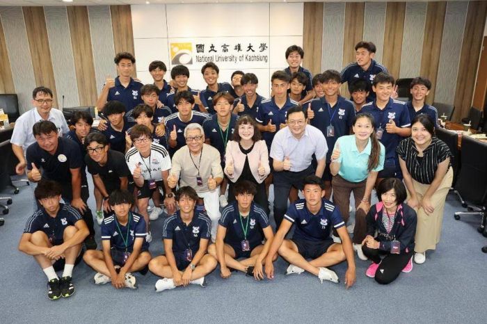 場上比腳下功夫！日本足球隊師生參訪高雄大學體驗華人文化