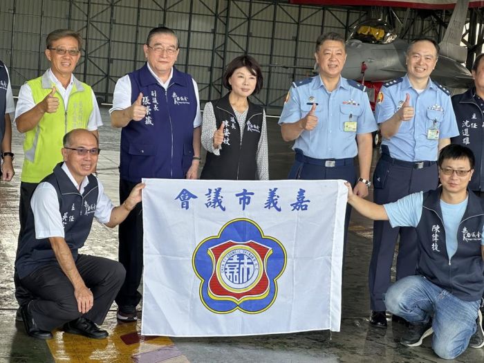 嘉義市議長陳姿妏慰勉國軍官兵辛勞  至空軍四聯隊賀秋節