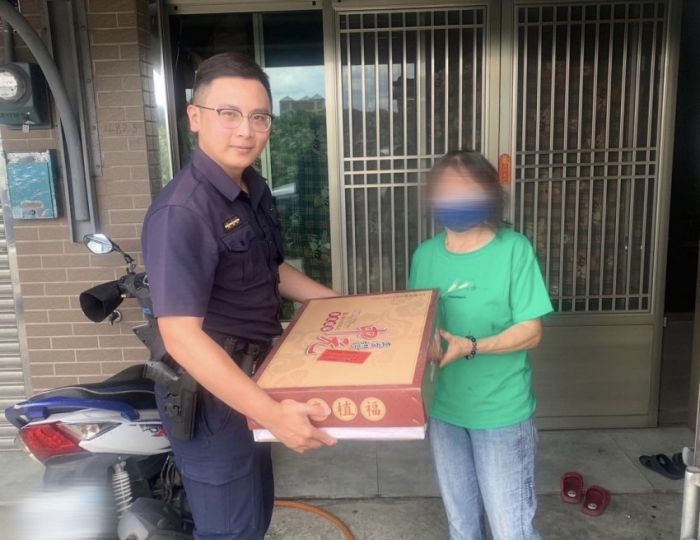 祖母含辛茹苦養孫女　油車警代申急難救助