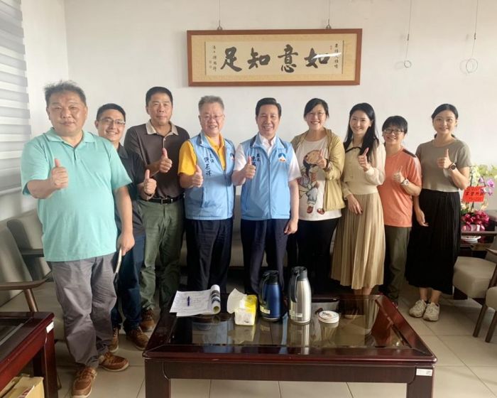 陳福海前往金門農試所關心農業發展　