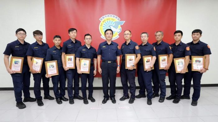 嘉義市政府警察局 表揚員警好人好事榮譽獎狀